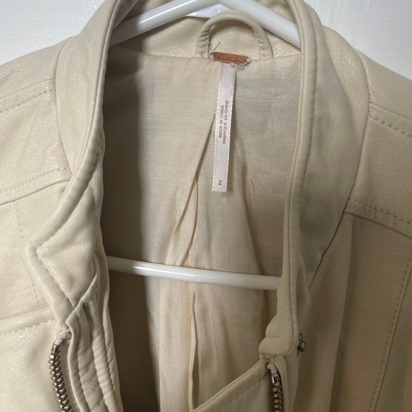 Free People Vegan Cream Leather Moto Jacket - Picture 4 of 4